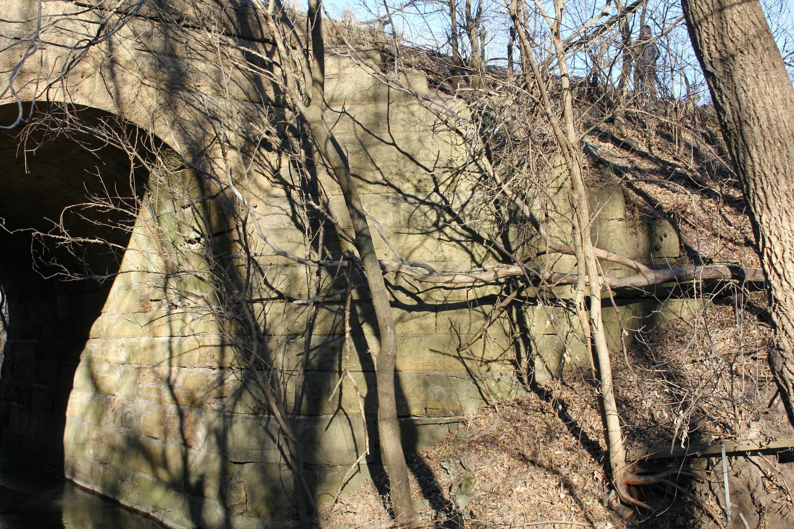 Southeast wing wall